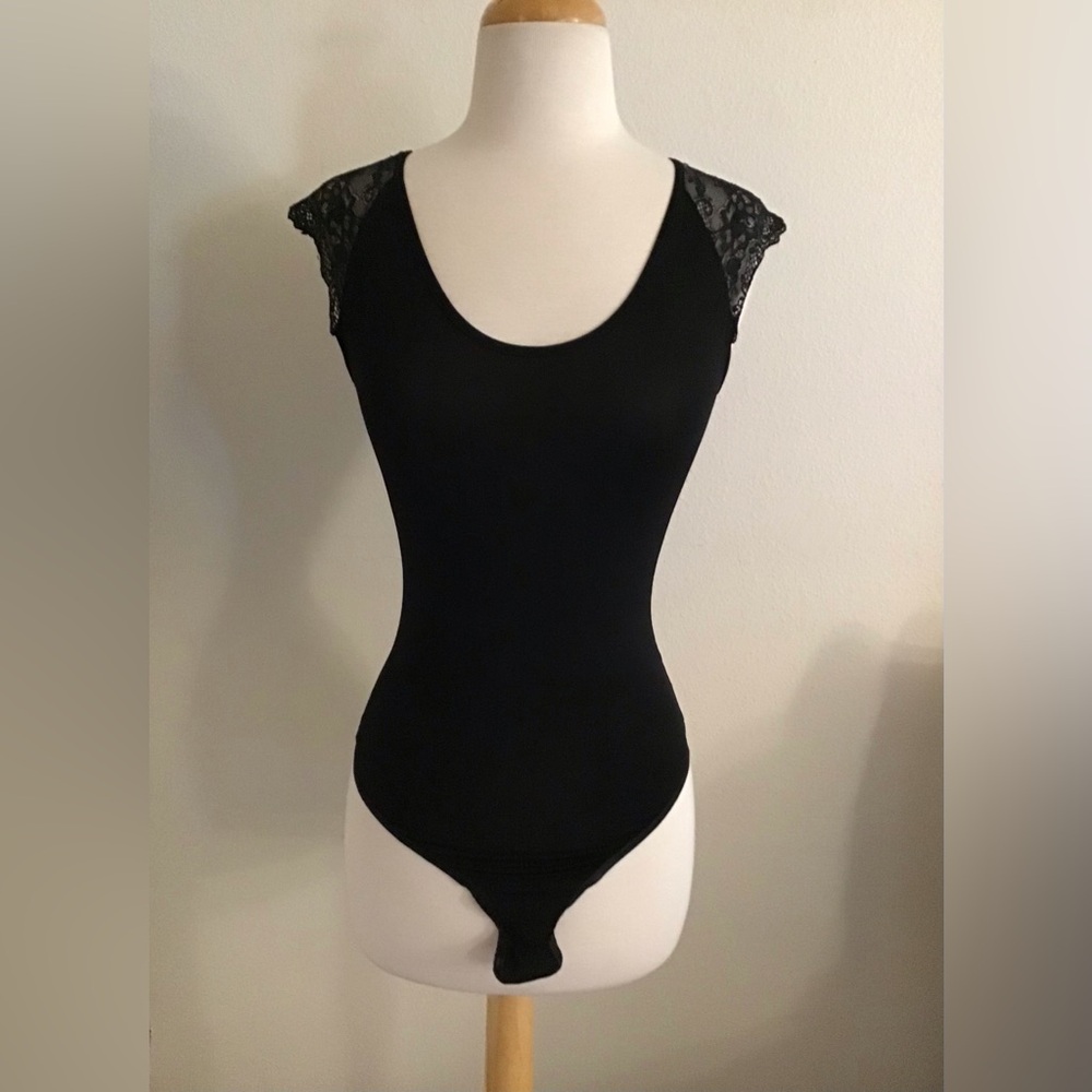 Fogal Bodysuit Size Small